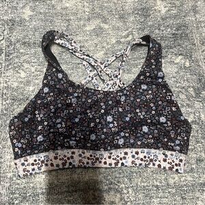 Senita Athletics Strappy Sports bra bra in midnight daisy